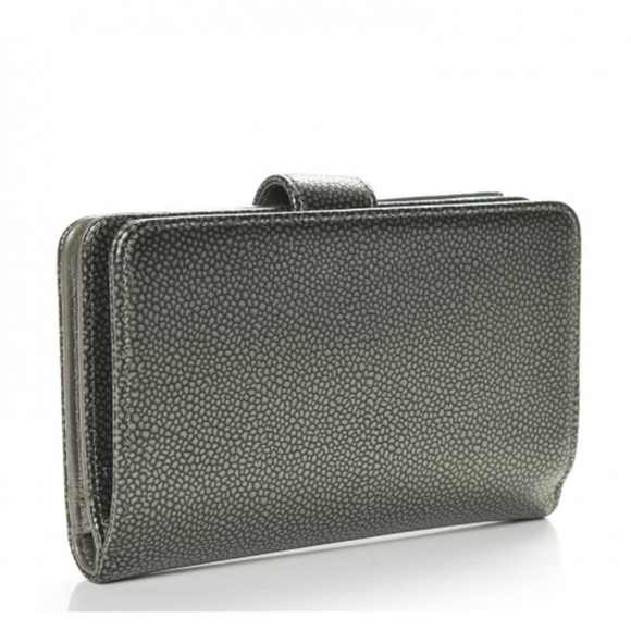 CHANEL Gunmetal Silver Caviar Leather Wallet with Iconic CC Logo - Picture 3 of 5